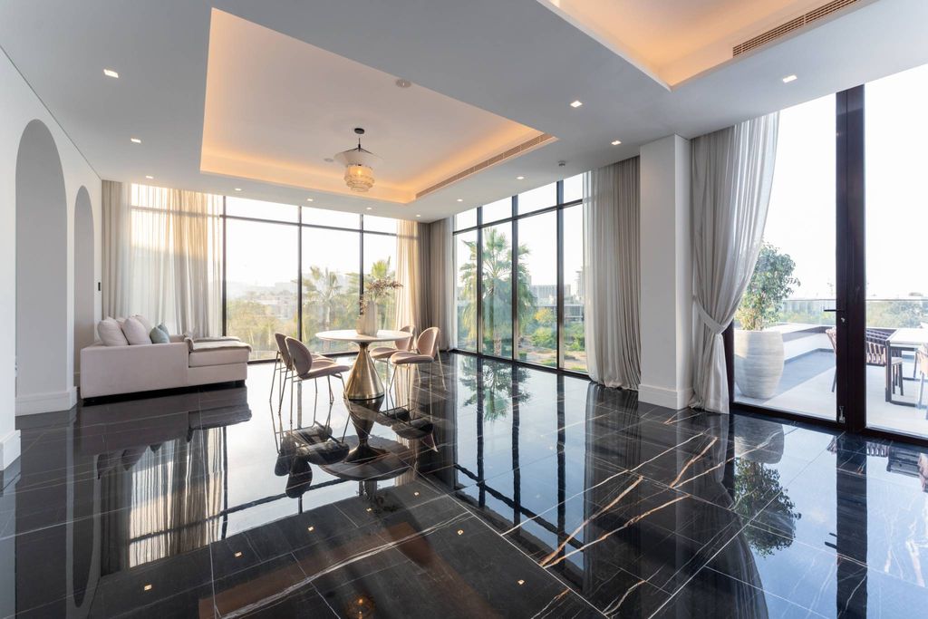 Luxe villa met 7 slaapkamers te koop in Dubai, Verenigde Arabische Emiraten — photo 10